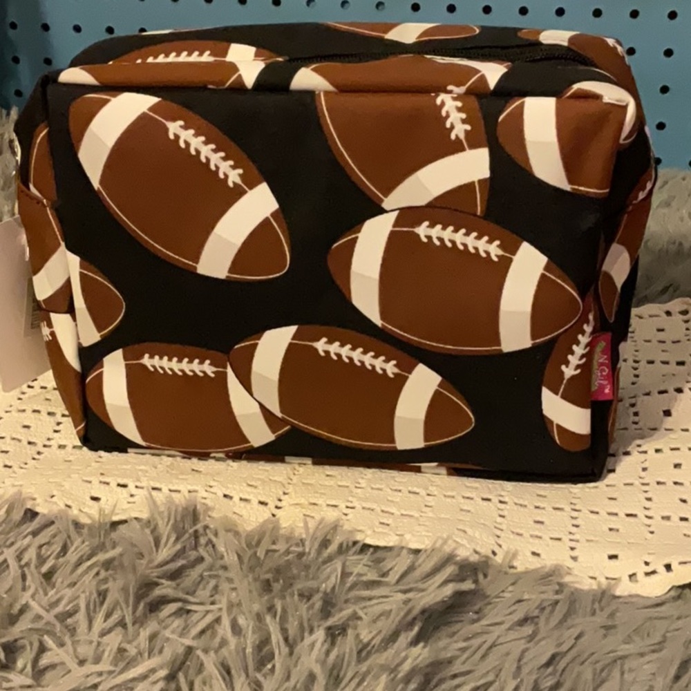 NWT Ngil football bag